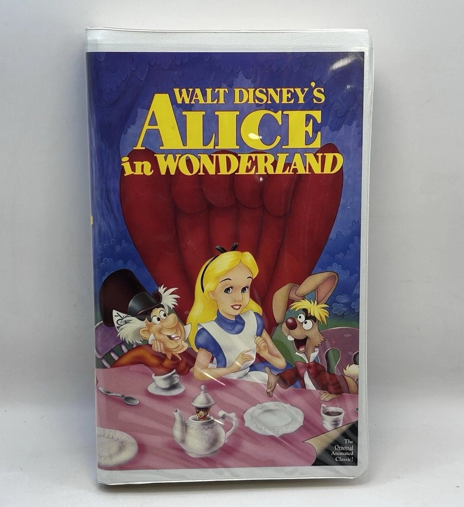 Alice in Wonderland VHS Disney Video Tape Black Diamond Clamshell Nearly New!