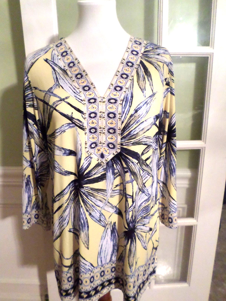 Ladies Size Large JM Collection Embellished Blue on Yellow Polyester Spandex Top