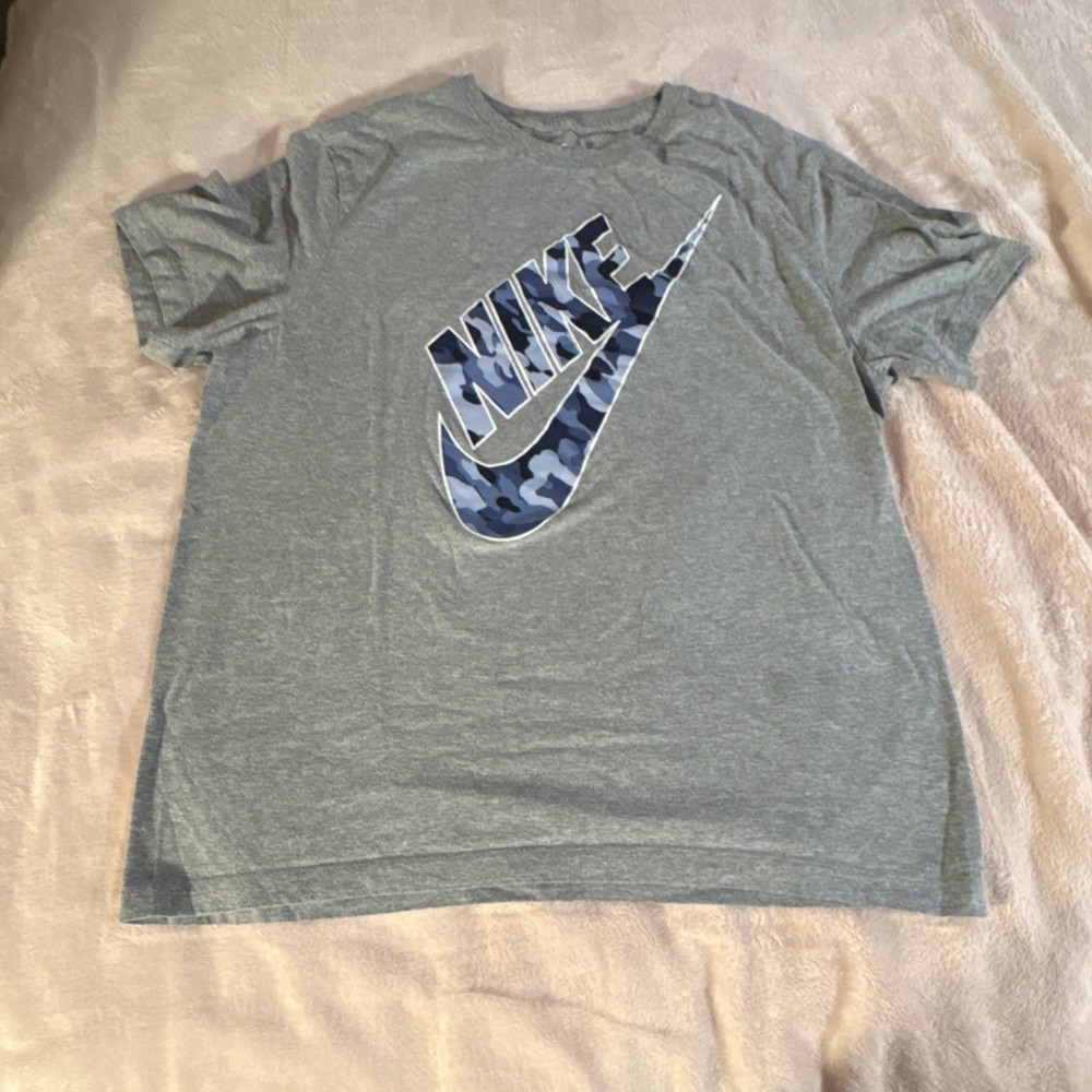 Nike The Nike Tee Men's Gray Camo Logo Graphic Crew Neck Short Sleeve T-Shirt XL