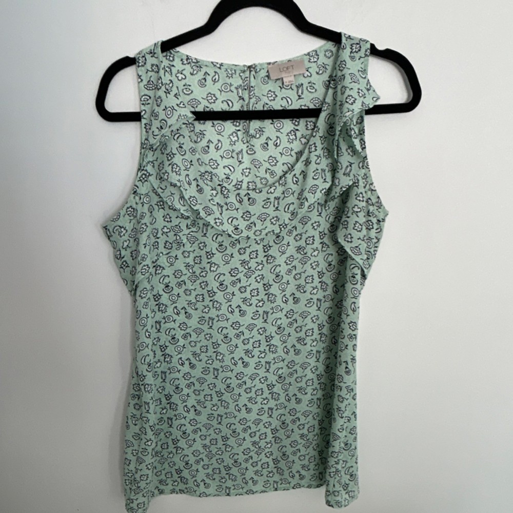 LOFT Outlet Women's Sleeveless Floral Ruffle Blouse Light Green M Polyester