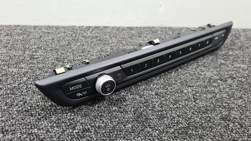 BMW 1 2 SERIES F40 F44 RADIO AUDIO CD PLAYER CONTROL UNIT BUTTON PANEL 5A47C50