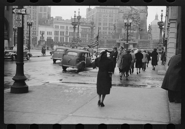 Indianapolis Indiana Rainy Street Scene 1942 Pedestrians Cars Capitol