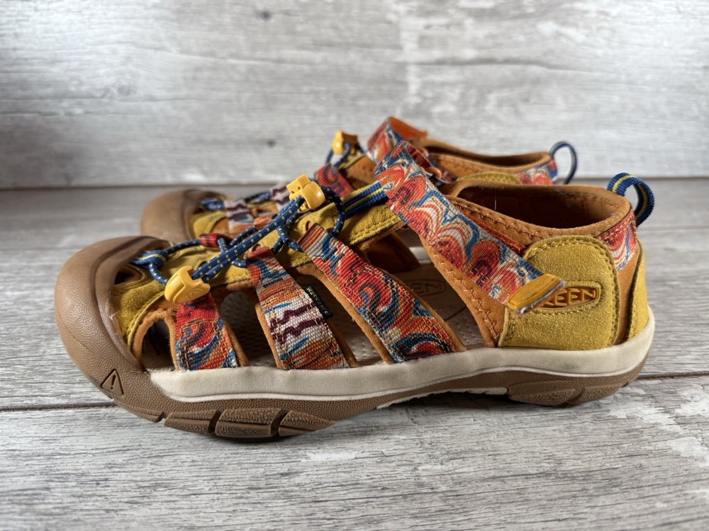 Women's KEEN Newport H2 Water Sandals Size 7 Yellow Multi-Color Hiking Shoes