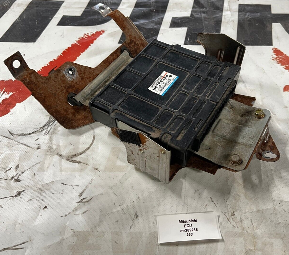 Mitsubishi ECU Electronic Control Module OEM MR389286
