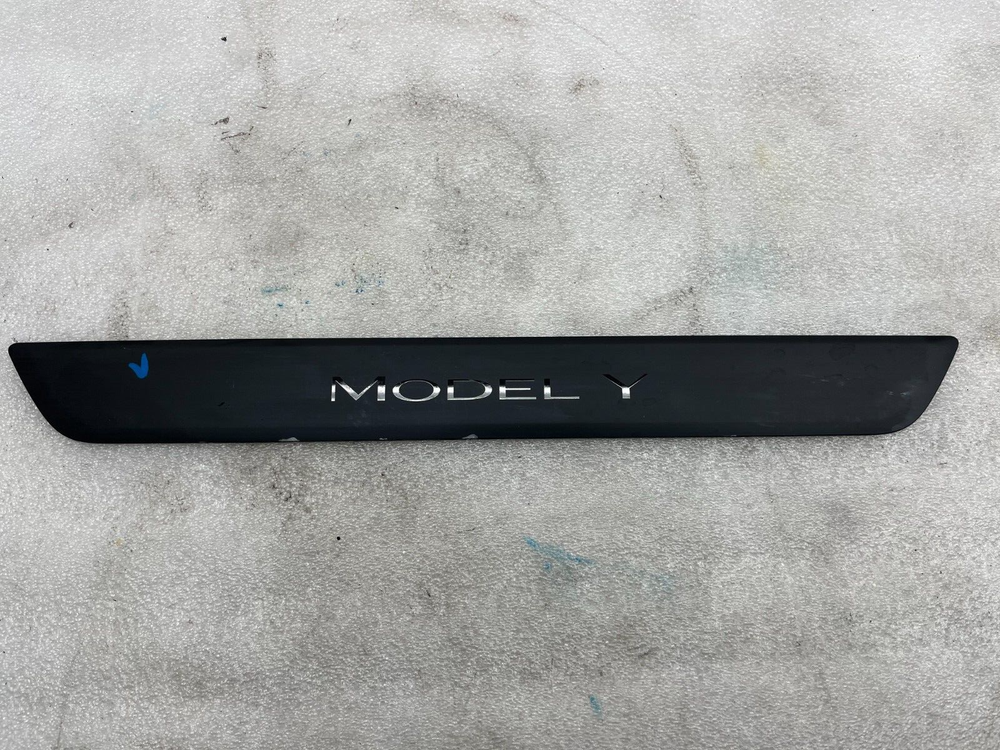 2020-2023 Tesla Model Y Left & Right Door Sill Scuff Plate Cover Trim
