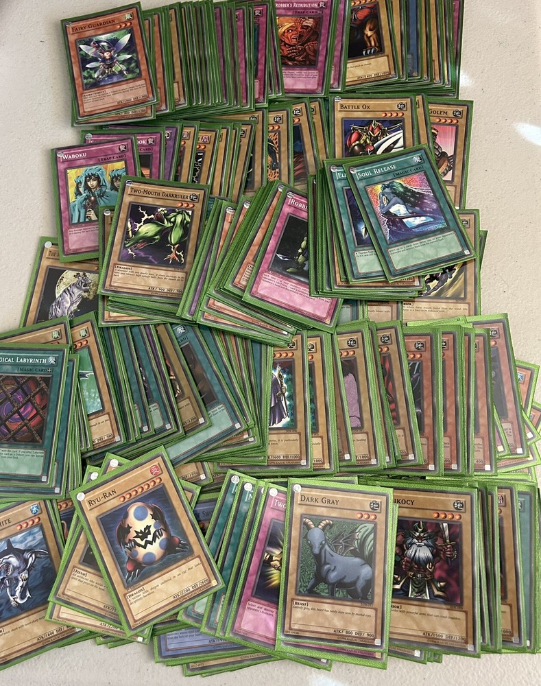 YuGiOh 1996 Card Lot 283 Good Condition With Tin