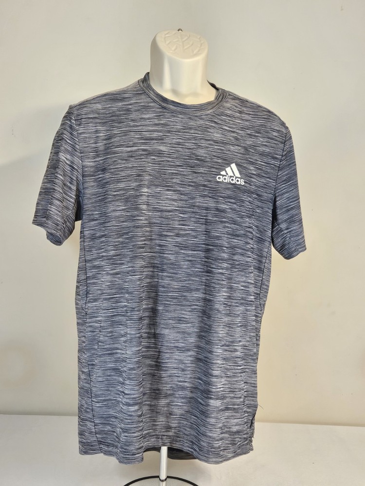 Adidas Men's AEROREADY training t-shirt  Size Small