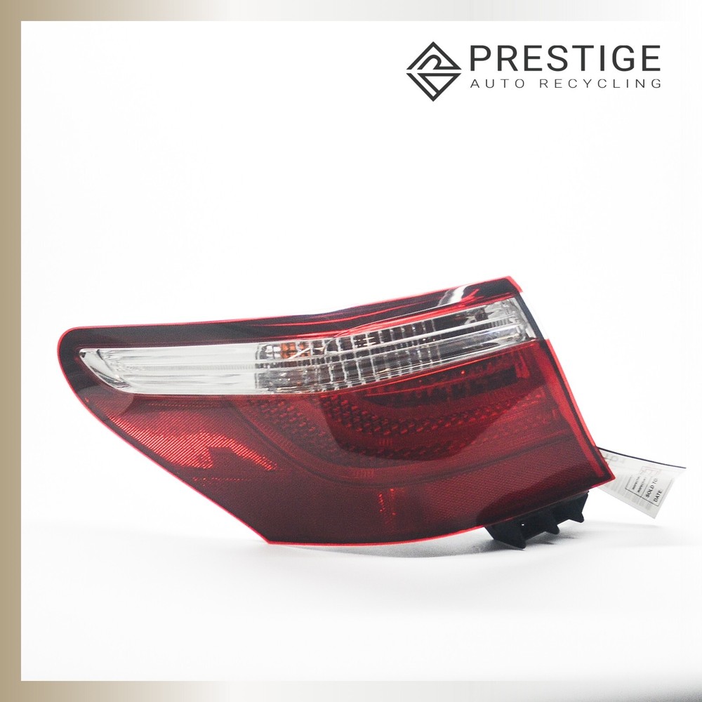 2007-2009 Lexus LS460 OEM Left Quarter Tail Lamp 8156150160