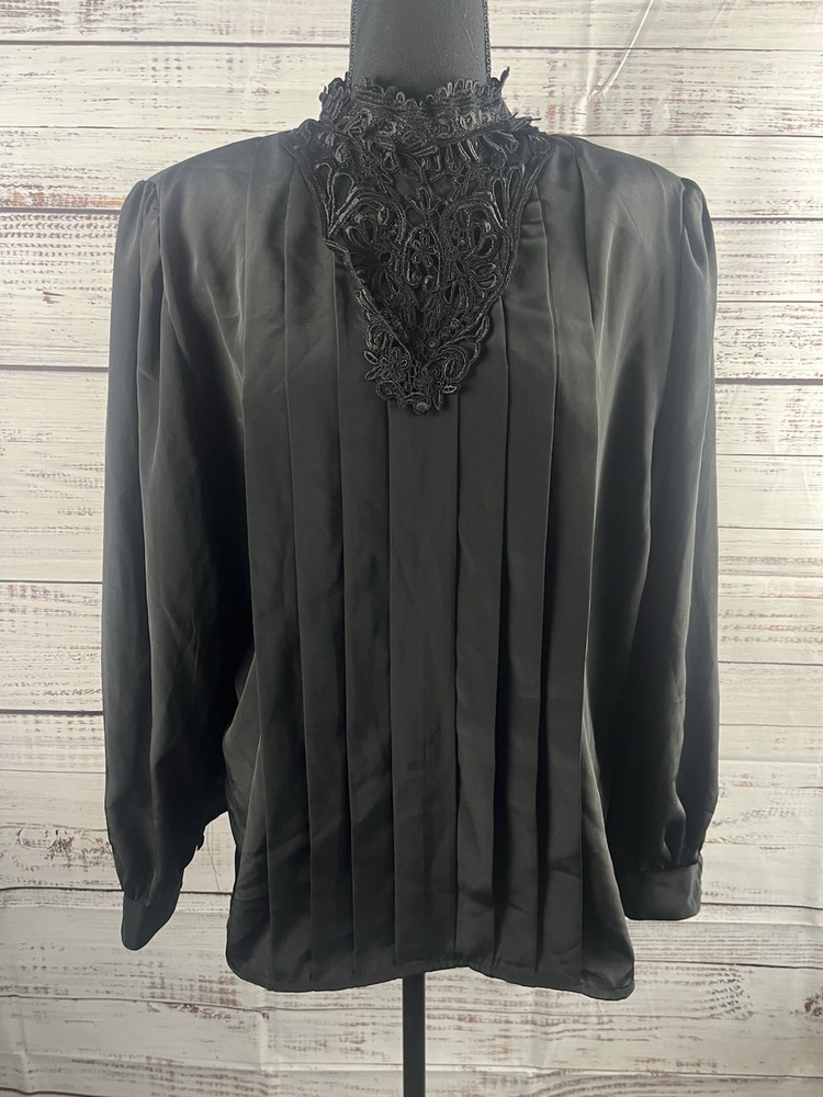Worthington Blouse Women’s 12 Black Crotchet Floral Mock Neck Long Sleeve