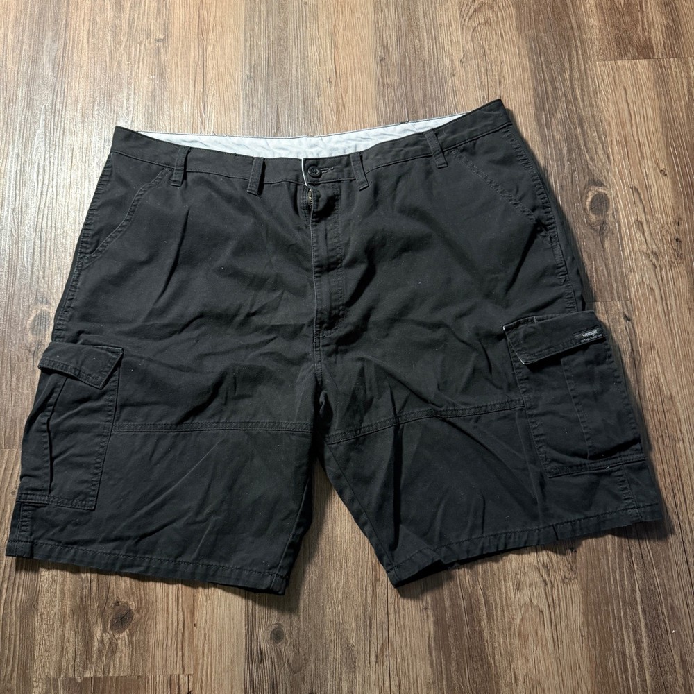 Wrangler Mens Black Cargo Shorts Size 42 Casual Outdoor Cotton