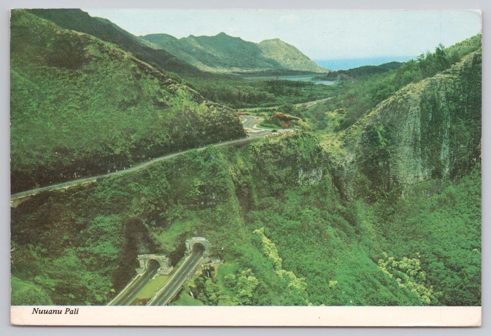 Honolulu Hawaii, Nuuanu Pali Tunnels Old Road Lake Aerial View, Vintage Postcard