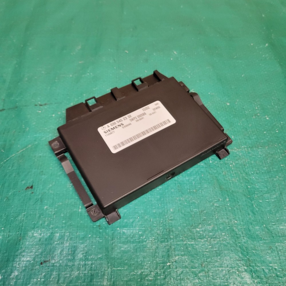 2000-2003 Mercedes W208 C240 TCM Transmission Control Module OEM A0305452332