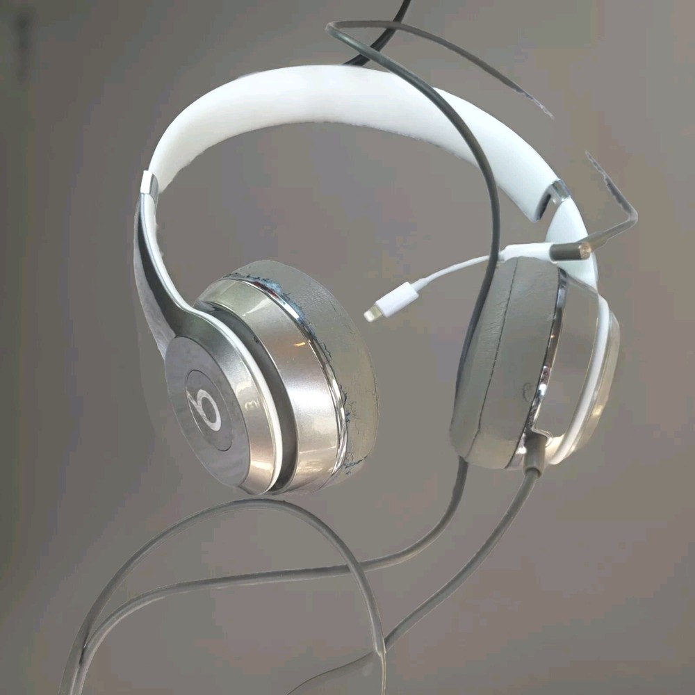 rose gold Beats by Dr. Dre Wireless/wired