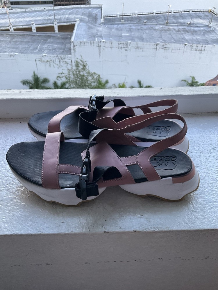 Sorel Kinetic Hiking Sport Sandals Pink Black Size 8 Like New