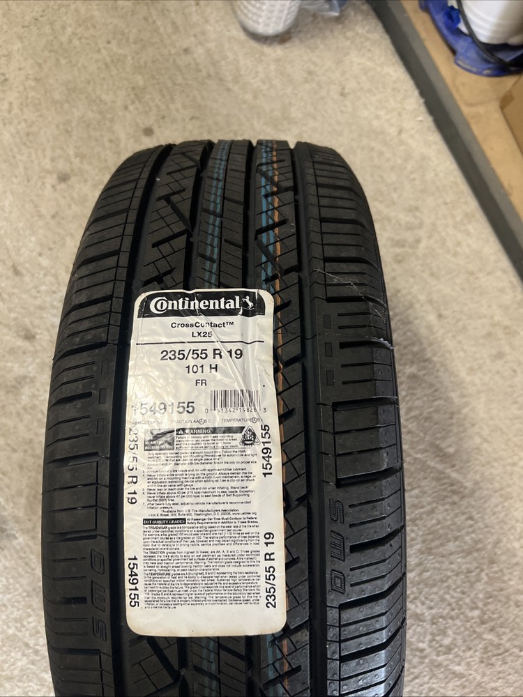 Continental CrossContact LX25 235/55R19 All-Season Tire