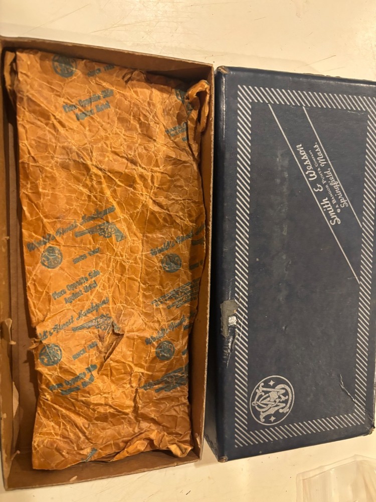 Smith & Wesson Blue Box, Chief's Special, Model 36 No Dash, Pre-1966