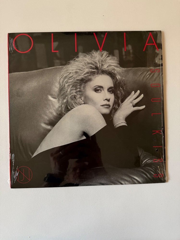 Olivia Newton John Soul Kiss 1985 LP MCA Records 6151 Shrink EX Cleaned