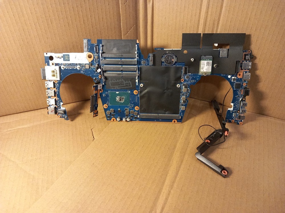 HP ZBook 17 G4 921327-601 Intel Core i7-7820HQ Motherboard LA-171P LA-E17, PARTS