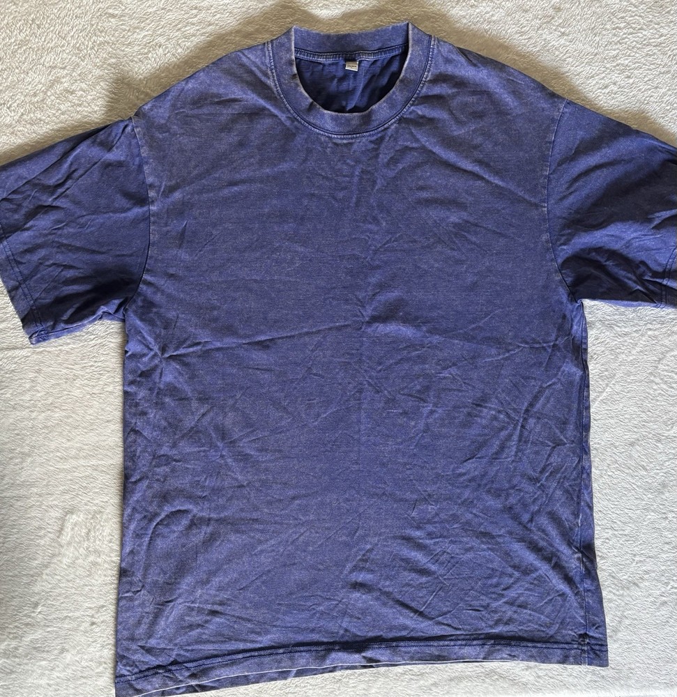 • Blue Acid Wash Crew Neck T-shirt Men’s Size Large