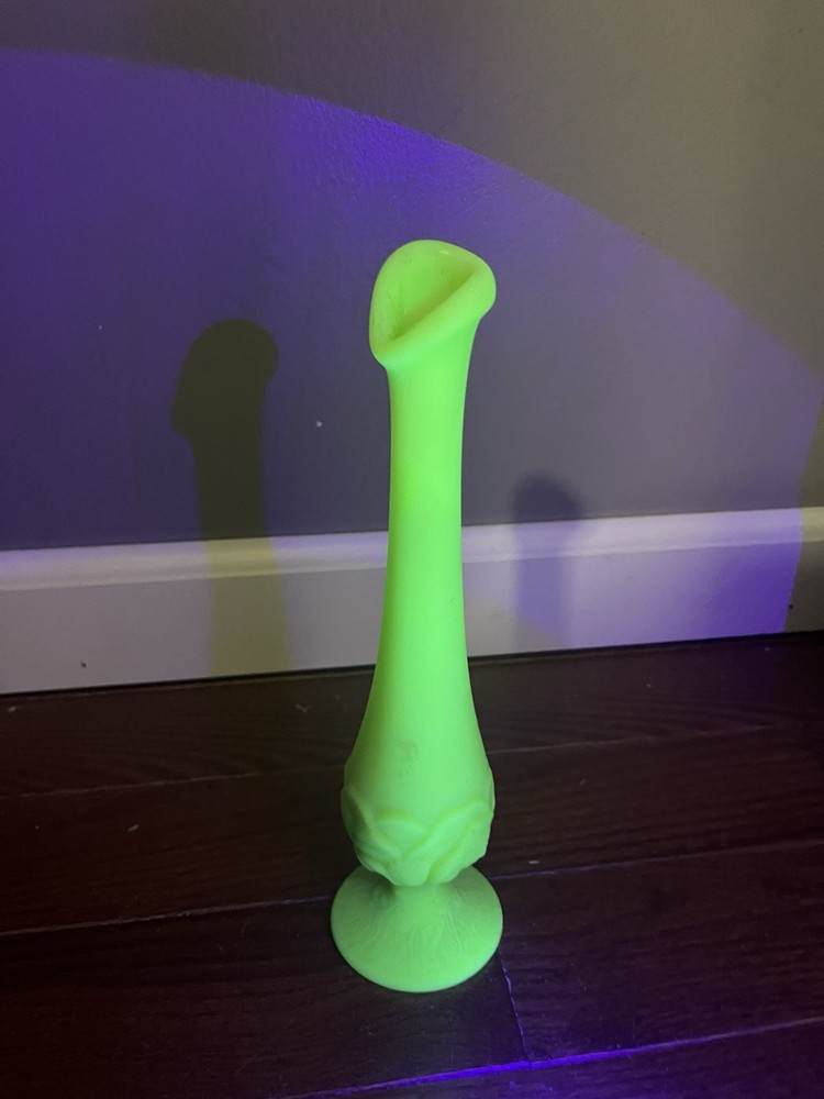 Fenton uranium long neck vase
