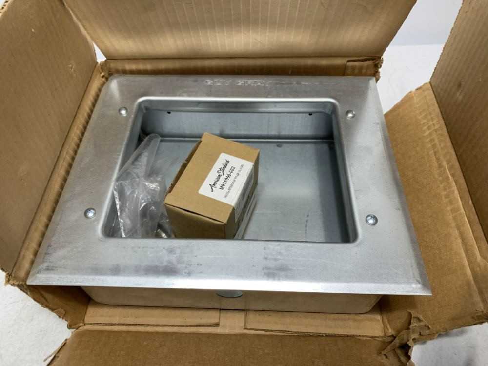 Guy 88510 Ice Maker Outlet Box 1/2