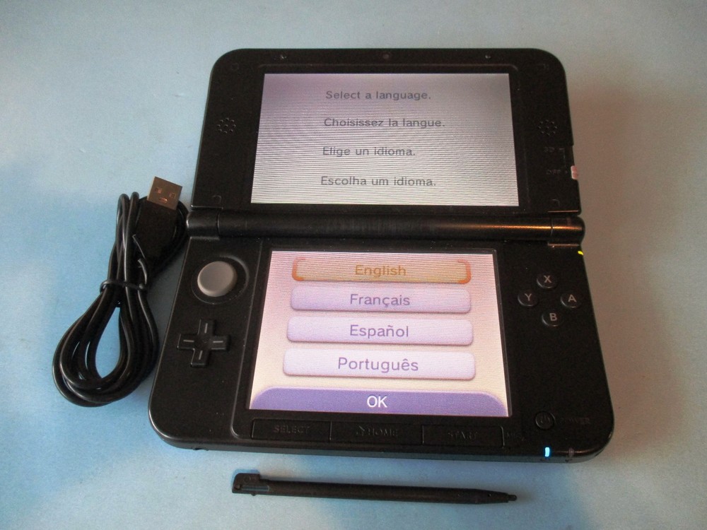 Nintendo 3DS XL Blue System w/Charger FREE Shipping!