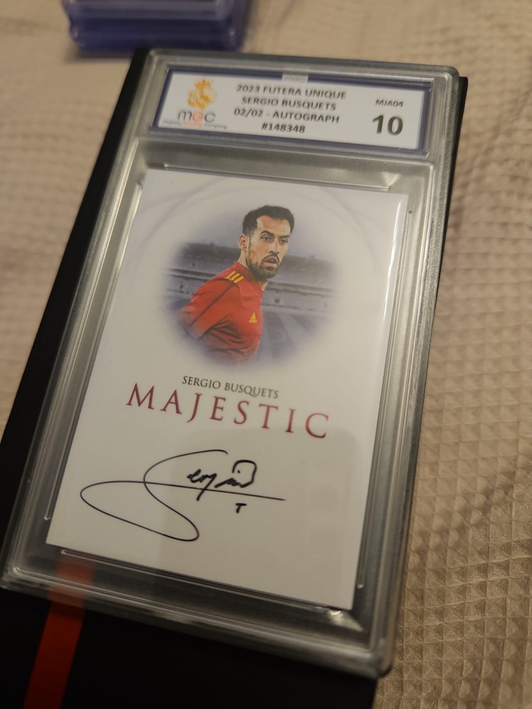 2023 Futera Unique Sergio Busquets auto Gem Mint 10!! 2/2 Bookend!!