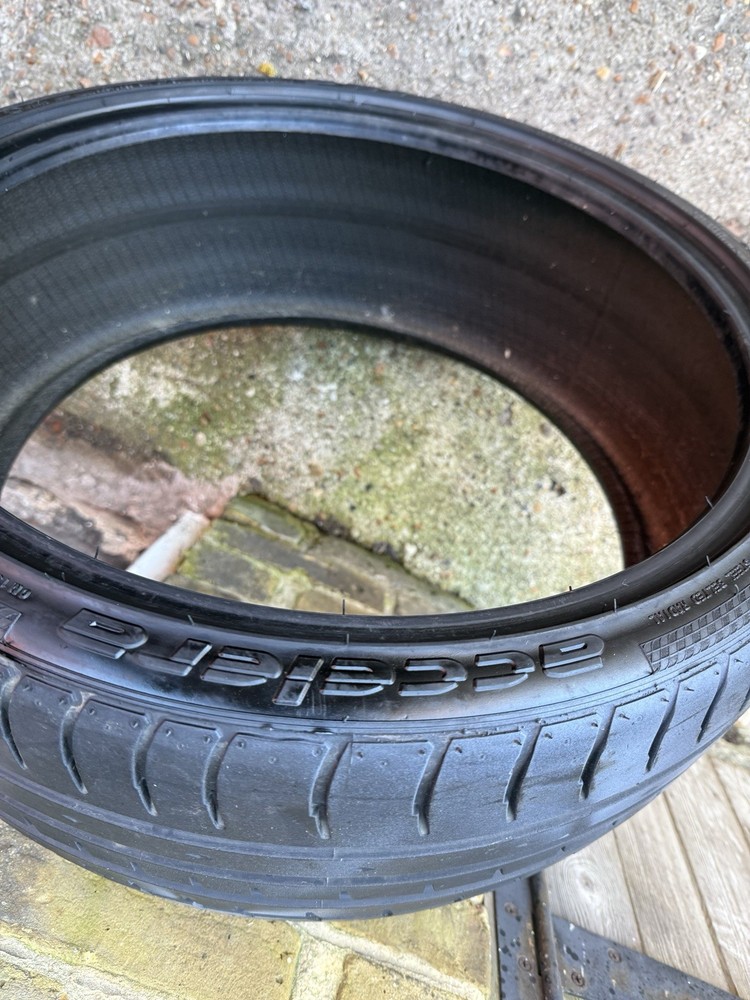 Bargain buy 20inch  size 225/35/20/tyres x4 only used for 200 miles only