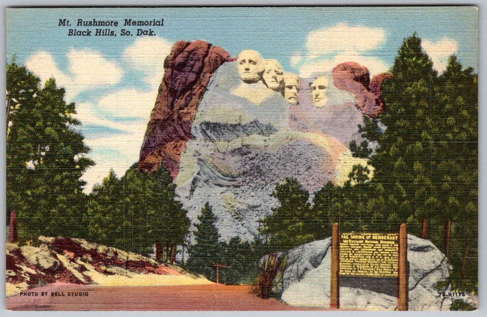 Vtg Linen Postcard MT Rushmore Memorial Black Hills, SD 1930s