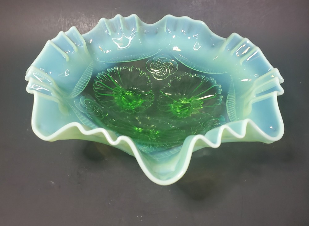 Vintage Jefferson Glass Green Opalescent Ruffled Footed Candy Dish