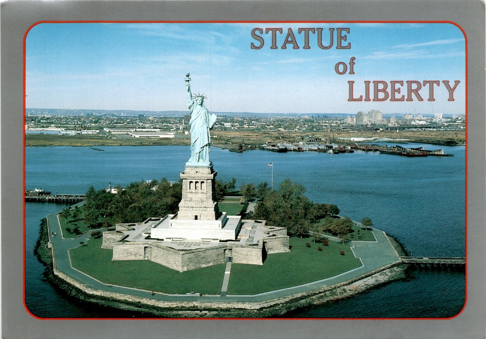 Vintage CEC Statue of Liberty postcard featuring Liberty Island and the Pearl River in New York