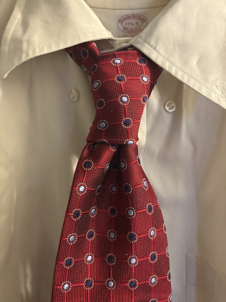 Jos A Bank Executive Mens Silk Tie Red Blue Stripes GUC