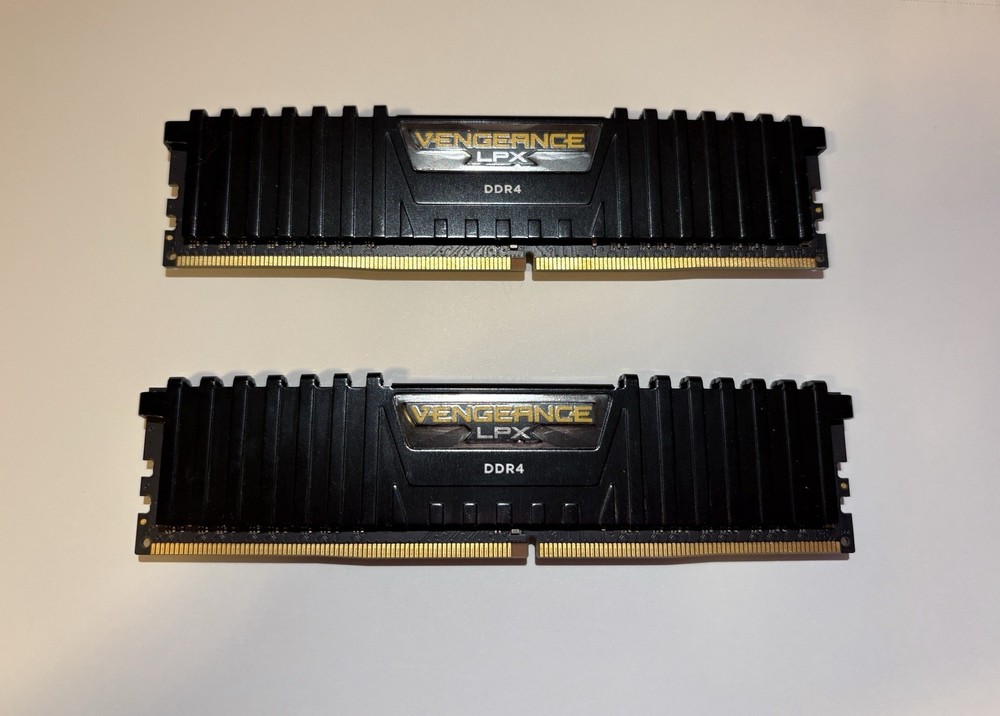 Corsair Vengeance LPX DDR4 RAM 16GB (2x8GB) 3200MHz
