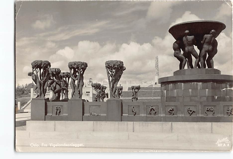 Postcard Fra Vigelandsanlegget Oslo Norway