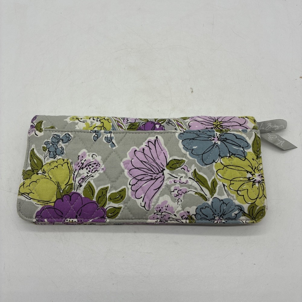 Vera Bradley Floral Quilted Wallet Organizer Magnetic Closure Large Clutch 9x4