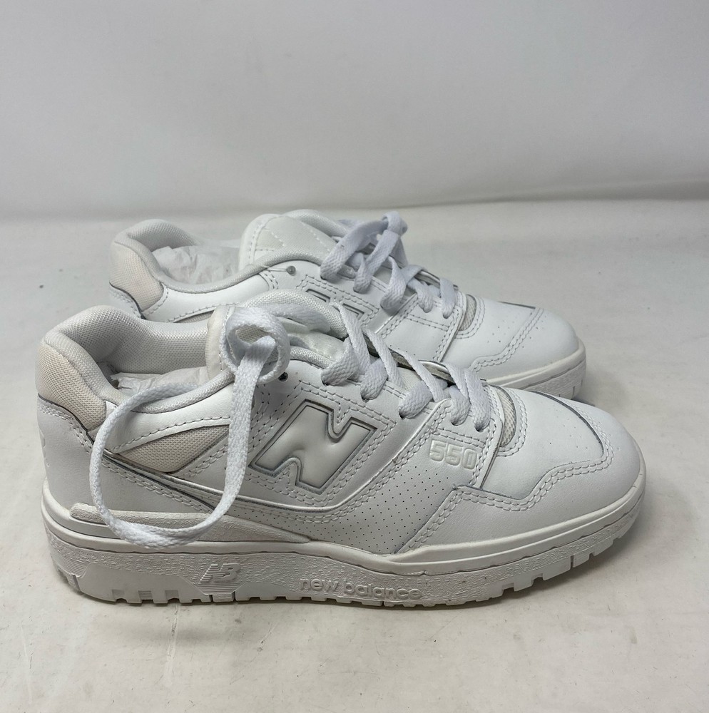 New Balance 550 Women’s Triple White BBW550WW Size 5.5 - Box Damaged
