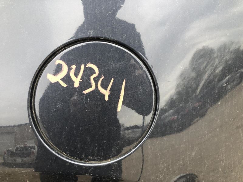 SANTA FE  2017 Fuel Filler Door 847288