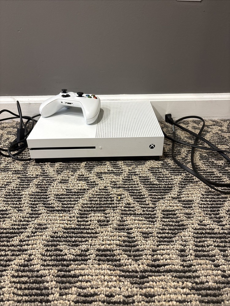 Microsoft Xbox One S 500GB Console - White, Controller, Power Cord, HDMI Cord
