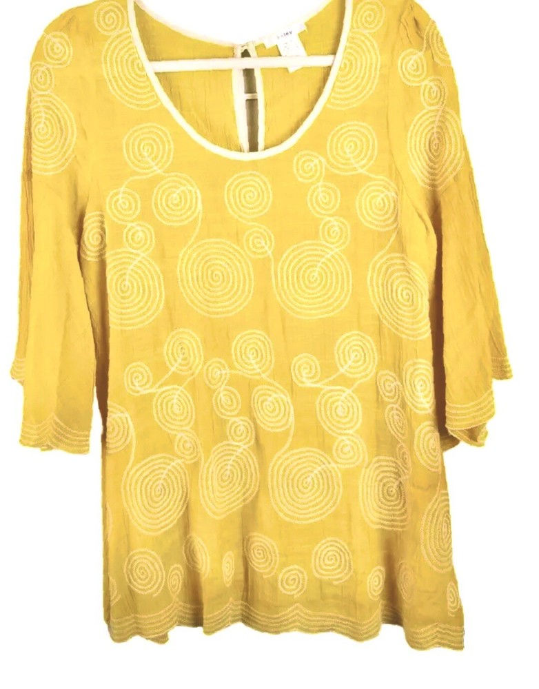 Anthropologie Esley Embroidered Boho Peasant Blouse with Bell Sleeves in S/M