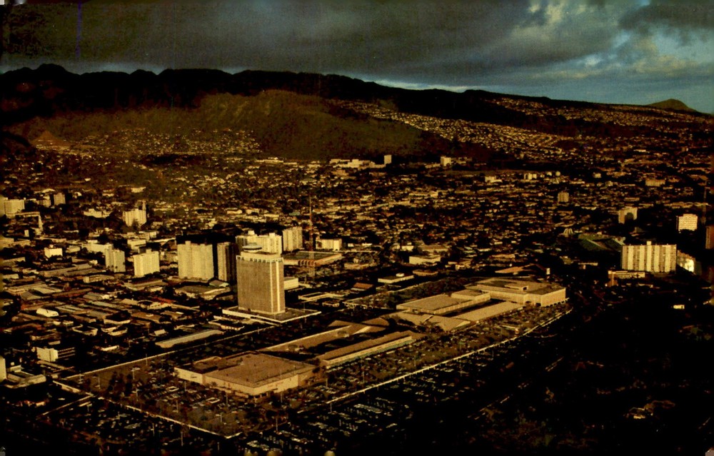 Ala Moana Center, Honolulu, 1951 Postcard