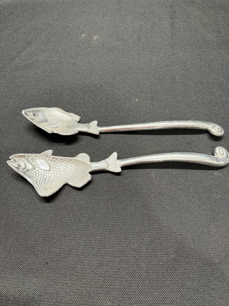 Set Of Mariposa Cast Aluminum Fish-Shaped Salad Serving Utensils