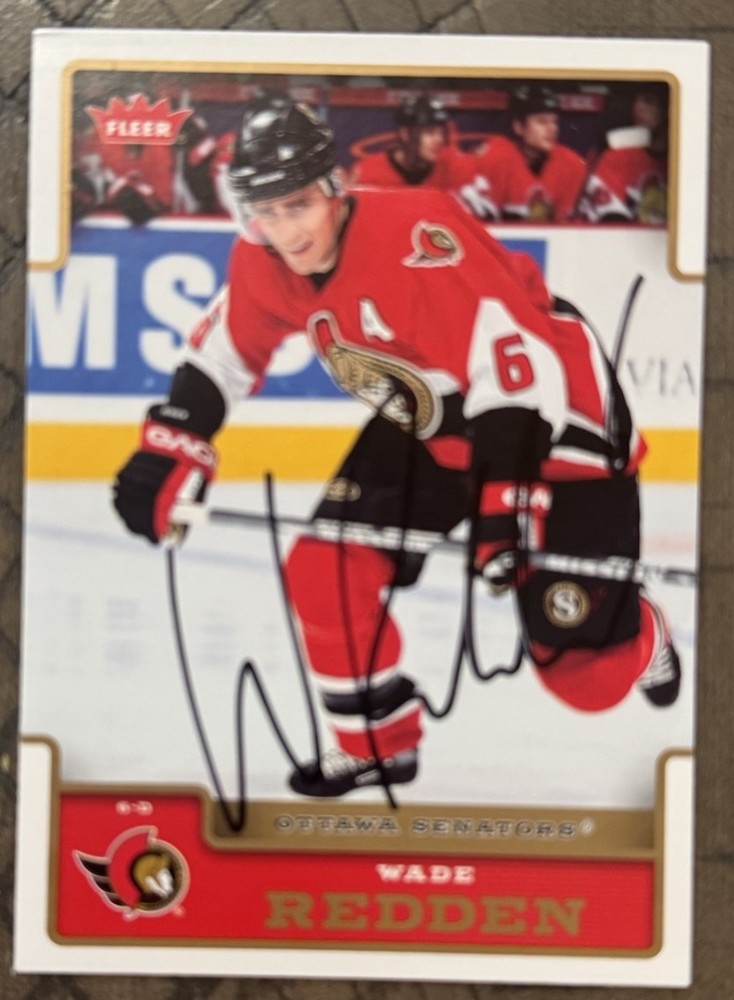 2006/07 Fleer Wade Redden Signed Nhl Ottawa Senators Card #138