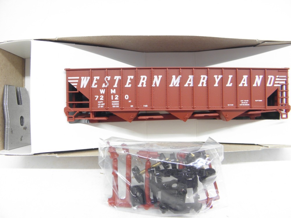 Stewart Hobbies 70 Ton 3 Bay Hopper Wm #72120 -Ho Scale Kit Lot A