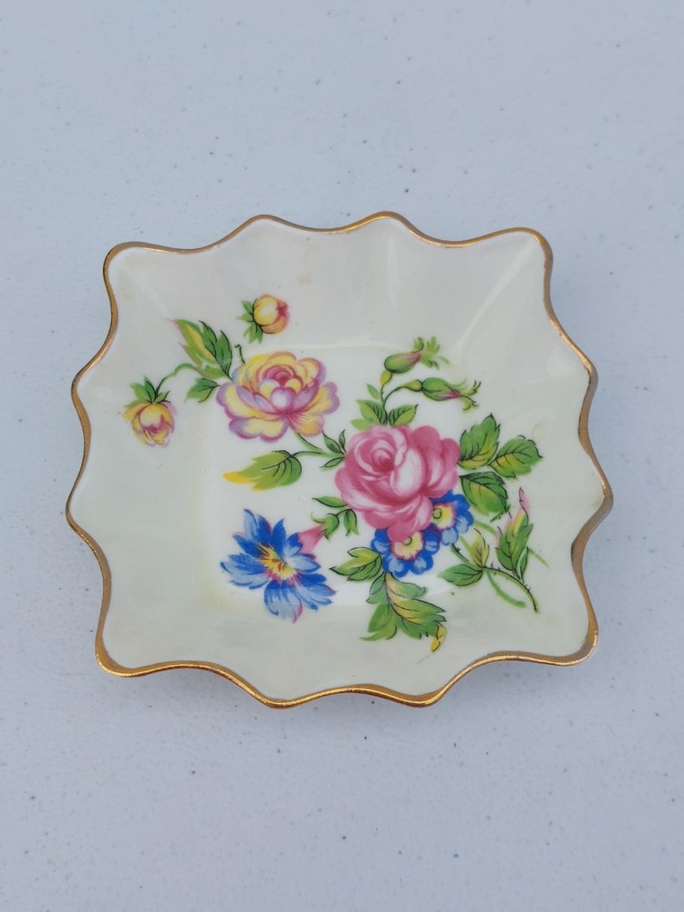 Southerland England Small Trinket Dish Apprx 4