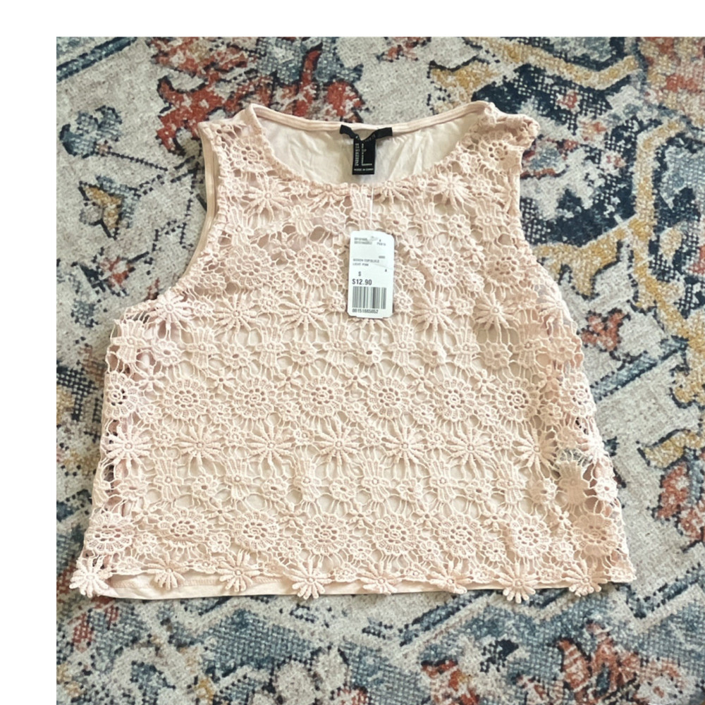 Forever 21 Pink Floral Lace Round Neck Sleeveless Lined Top Women’s S