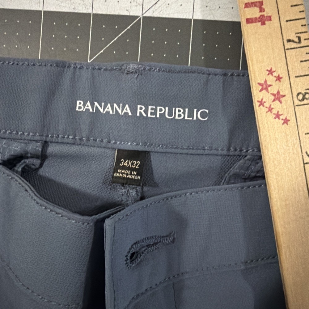 Banana Republic Performance Chino Pants Mens 34x32 Slate Blue Tech Commuter Golf