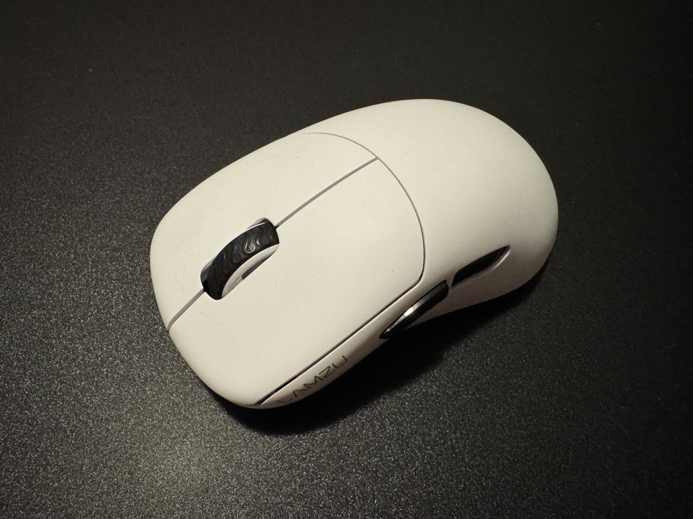 Lamzu Thorn 4K Wireless Gaming Mouse, Ultra-Lightweight 52g, 26000DPI