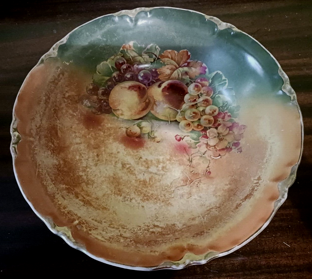 VINTAGE/VERY OLD! UNBRANDED 10.5 X 10.5