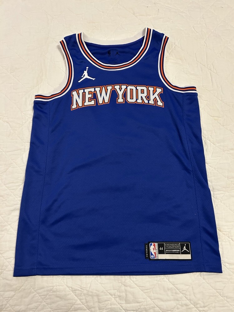 New York Knicks Jersey Size Medium