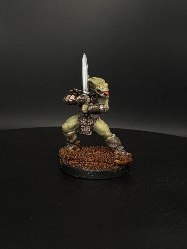 Painted DnD Miniature: Lizardfolk Barbarian